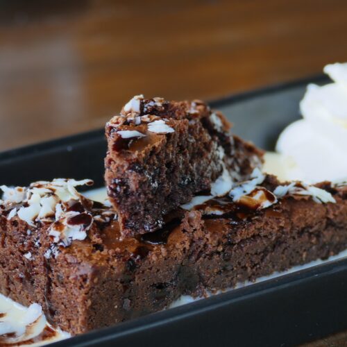 Brownies zuckerfrei aus Süßkartoffeln und gesunden Zutaten.